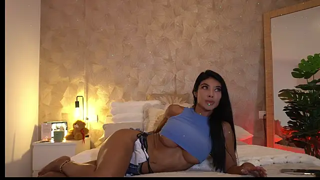 KalaBeckett_ webcam