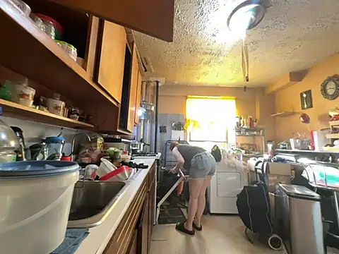 Snowbunnycake_131 webcam