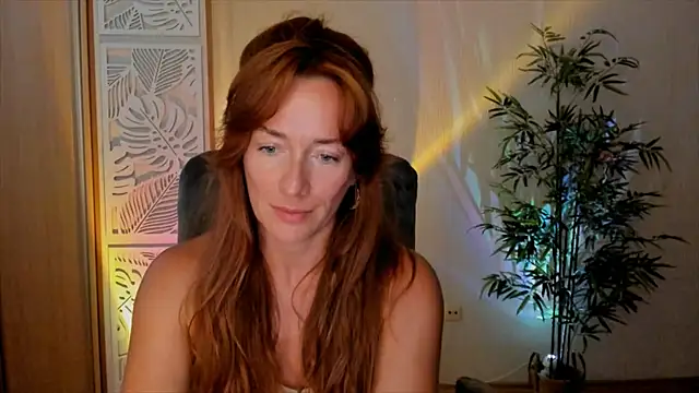 RebeccaMartinez webcam