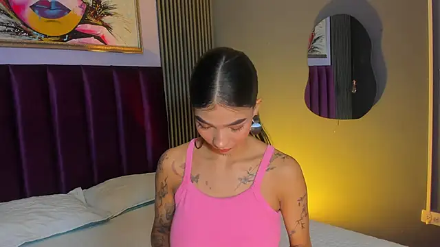 LauraAristizabal webcam