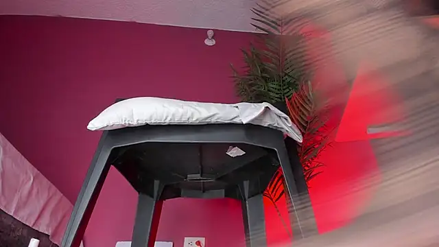 francesca_suzett_ webcam