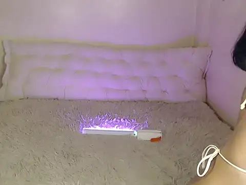 urcurlydiva webcam