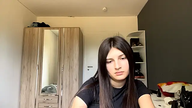 SpanishRooter webcam