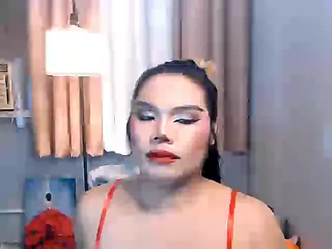 tsbrianahugecock - TSbrianaHugeCock's free webcam - UK Sex Cams