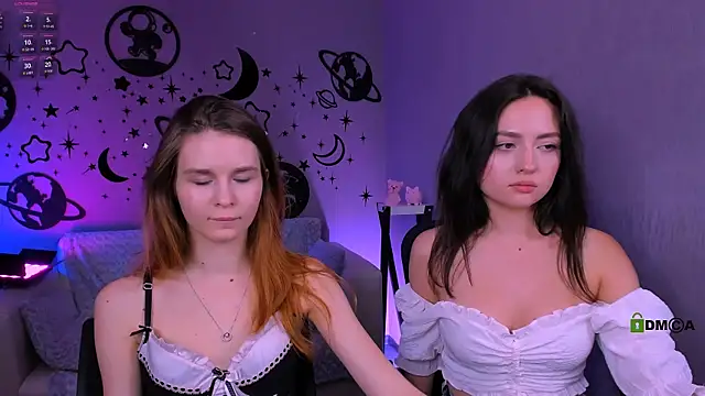 angie_foxy1 live cam on StripChat