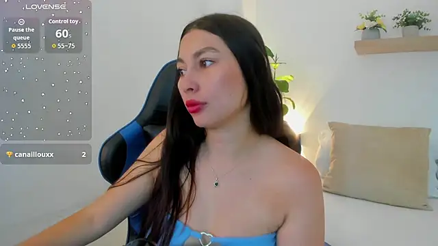bella_99_ live cam on StripChat