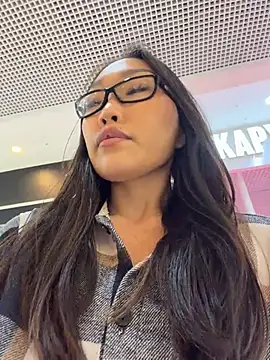 trytomakememoam webcam