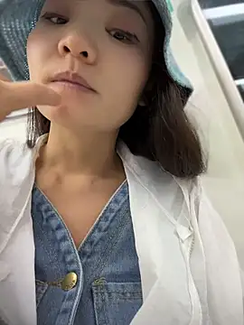 xiaoxiaocheng678 webcam