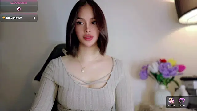 Anna_HollyDoll webcam