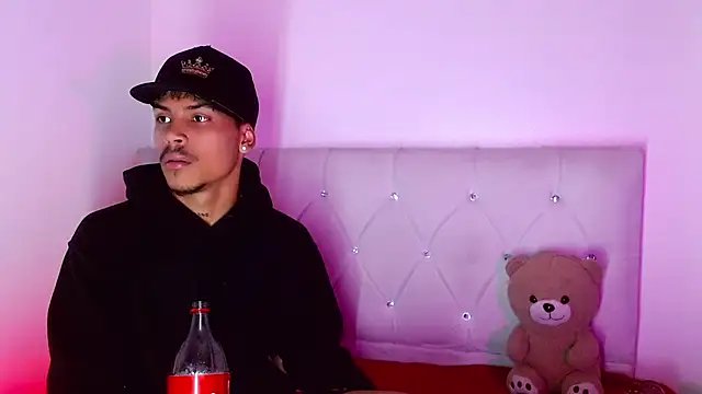 Angel_foxc13 webcam