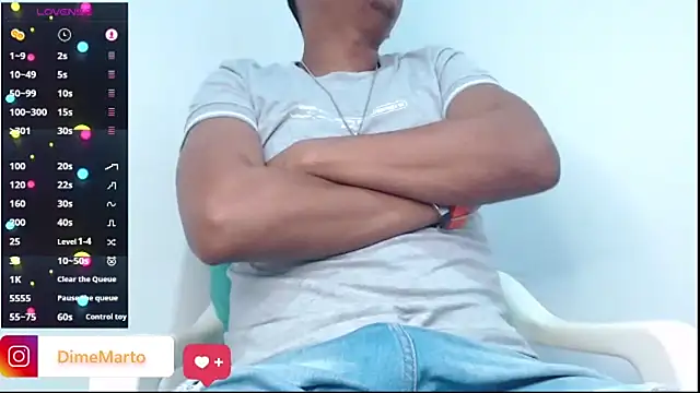 mike_black_22 webcam