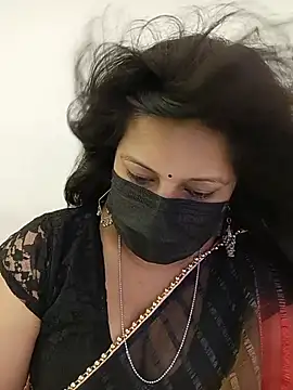 noty_girl2 webcam