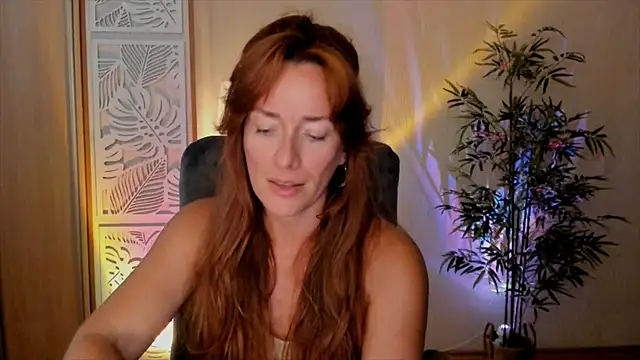 RebeccaMartinez webcam