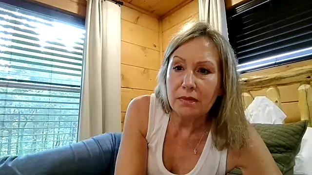 Lisaisluscious webcam