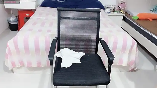 miaomiao-99 webcam
