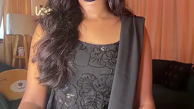 Sundari_apsara live cam on StripChat