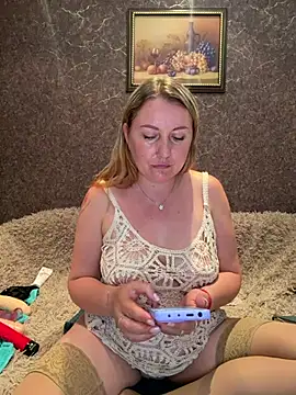 Katti_Kissa live cam on StripChat