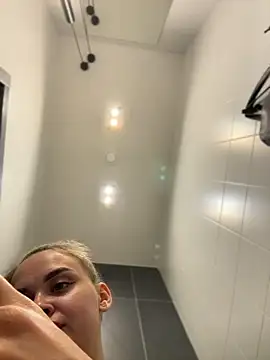 KristiRich live cam on StripChat