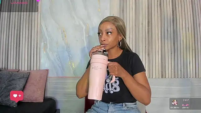 BriannaChelsea webcam