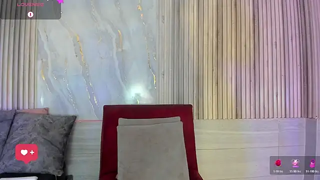 BriannaChelsea live cam on StripChat
