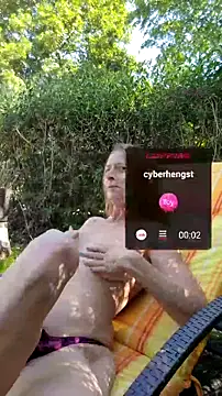 FrauMueller live cam