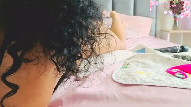 -TurkishLatina- webcam