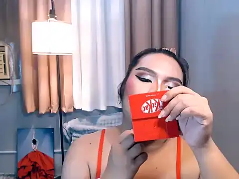 TSbrianaHugeCock webcam
