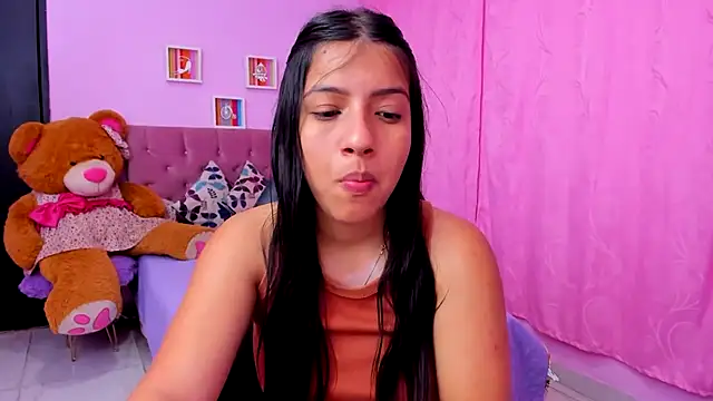 zara_cute webcam