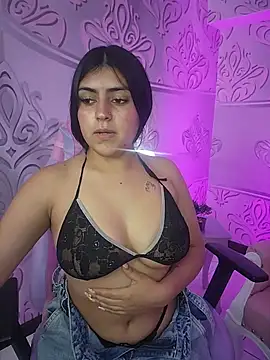 MishRaven webcam