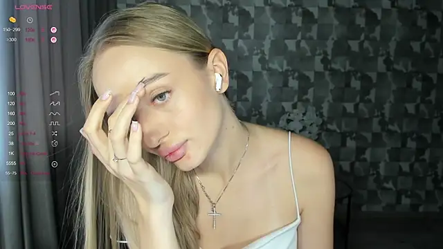 A_delina live cam on StripChat
