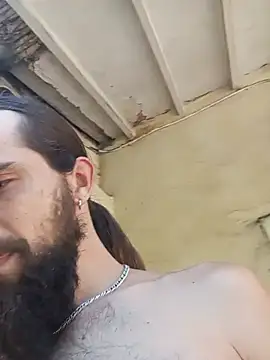 hairy_mannn webcam