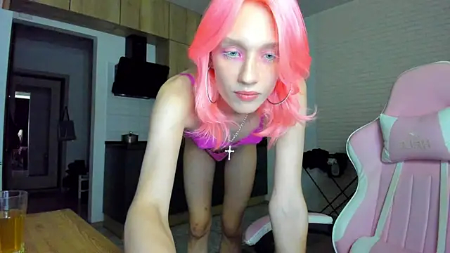 _Alice_Kitty live cam on StripChat