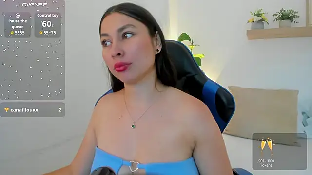 bella_99_ - Bella_99_'s free webcam - UK Sex Cams