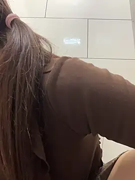 Holly_Play webcam