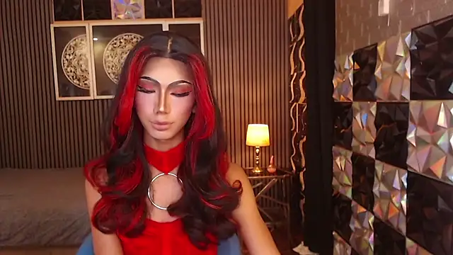 AudreyMilesTrans webcam