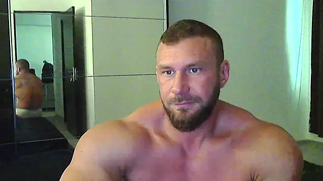 muscularkevin webcam