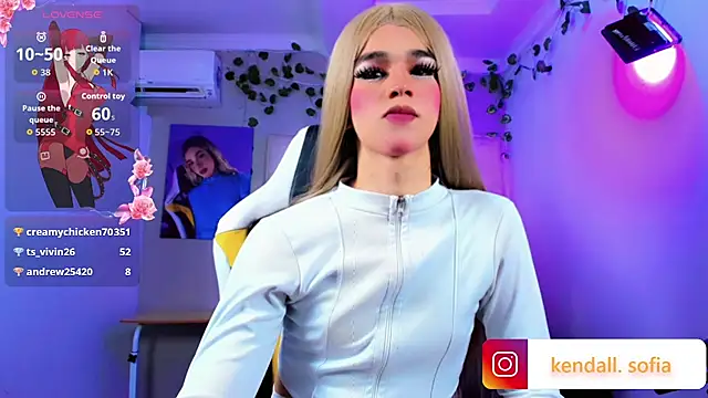 Sophiaa_doll_ webcam