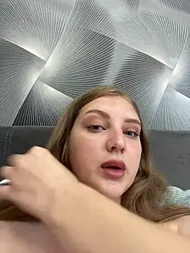 MollyDolle webcam