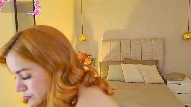 april_rousse webcam