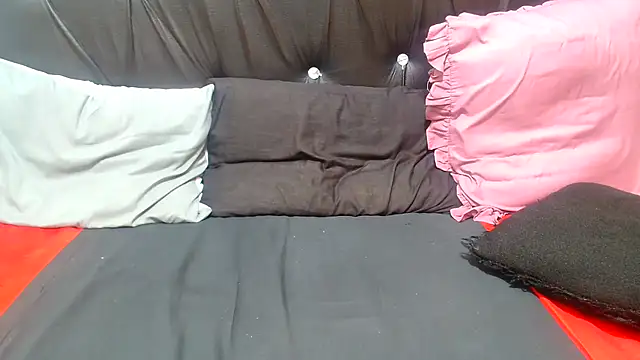 AfricanBigAssxx98 webcam