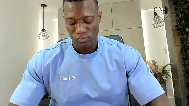 MarcusBlack_ webcam