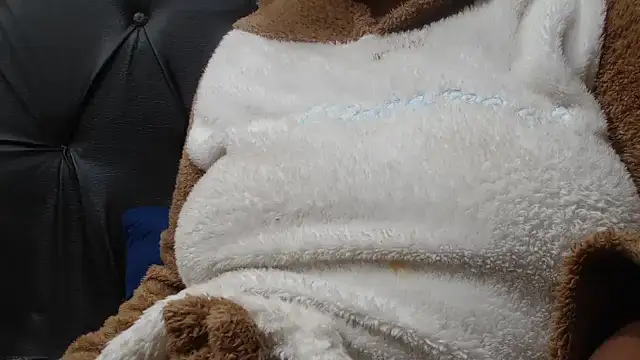 Ebonyboobsmilk webcam