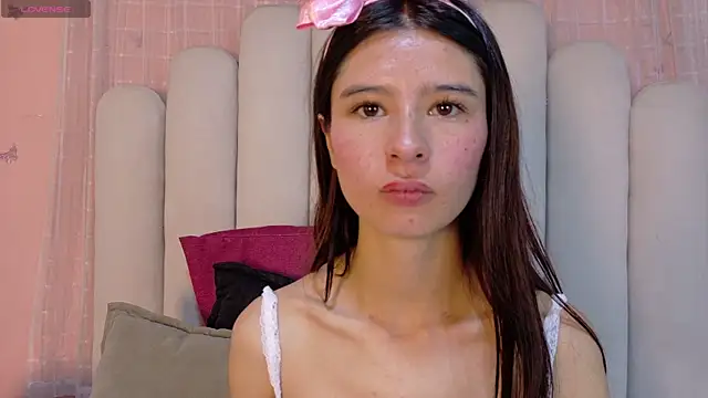 SweetRenata_ webcam