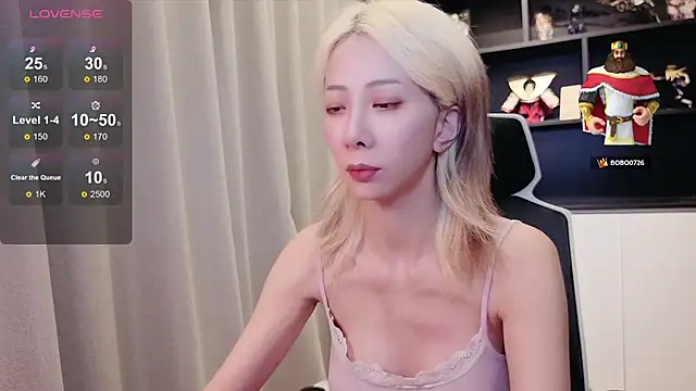 MoonVelour999 webcam