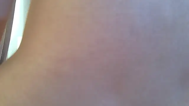 Cute_Auggie8 webcam