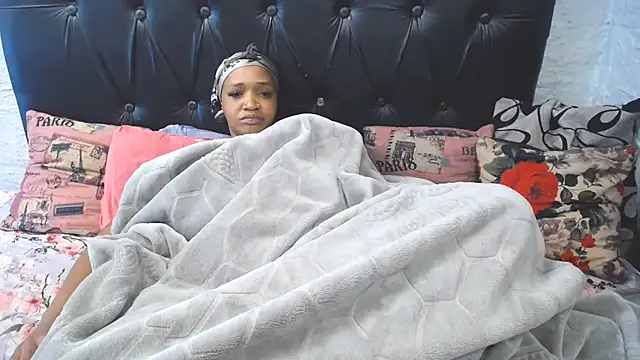 CandyBoobs69 webcam