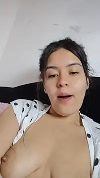 HollyMoon_ webcam