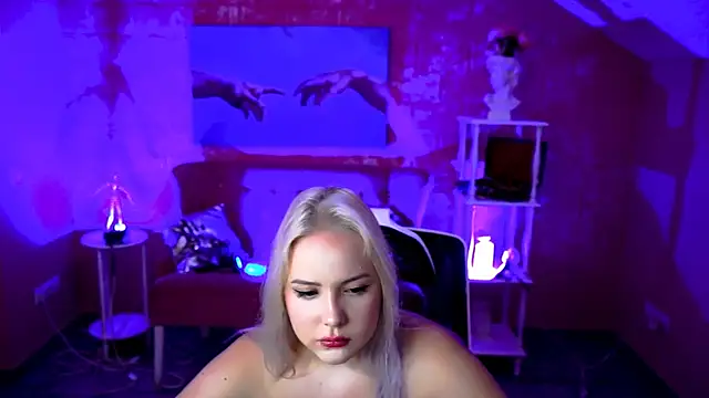 stellawatts webcam