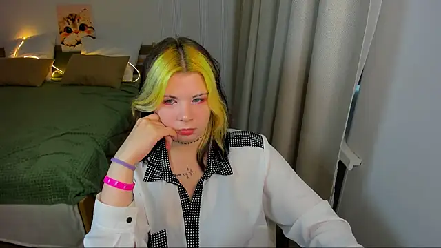 AliceSpencery webcam