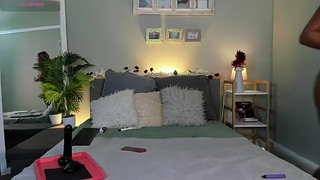 BrittneyJones webcam